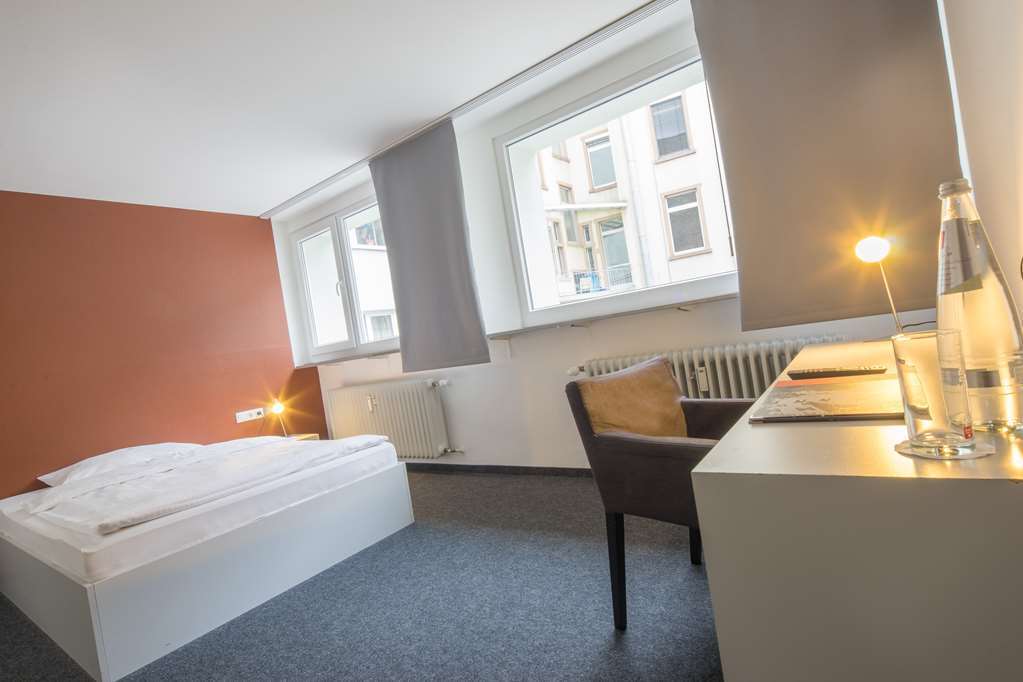 Mk Frankfurt Hotel 3*
